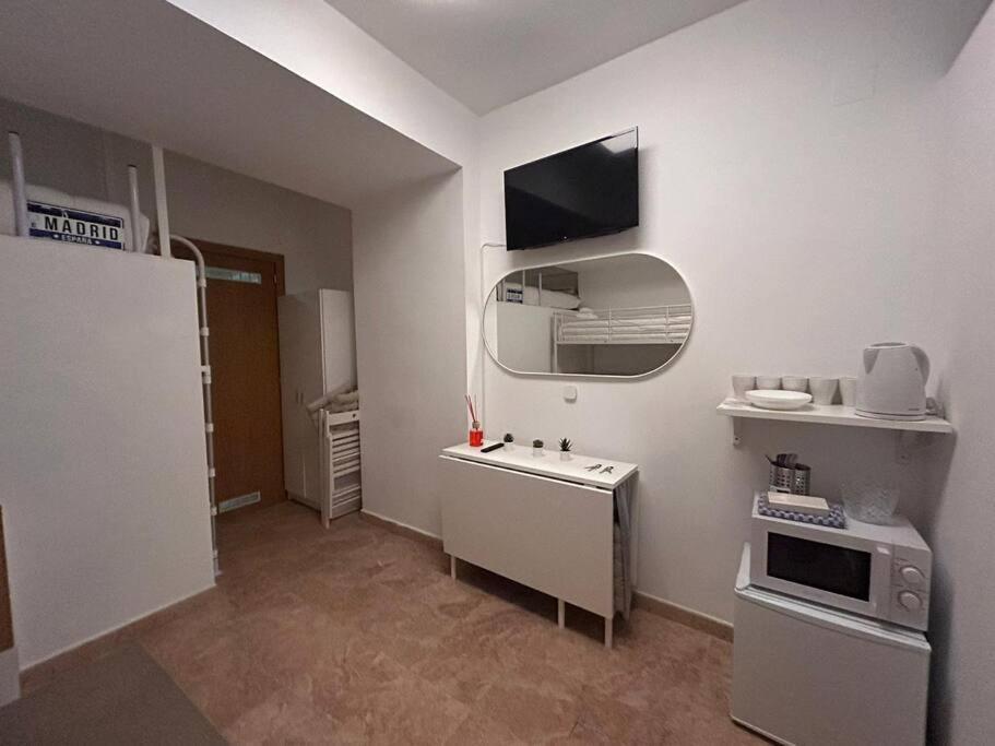 Cute Studio In Gran Via -Si1 Madrid Buitenkant foto